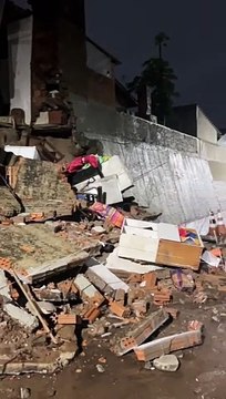 Chuva provoca alagamentos e deslizamento interdita casas em Florianópolis