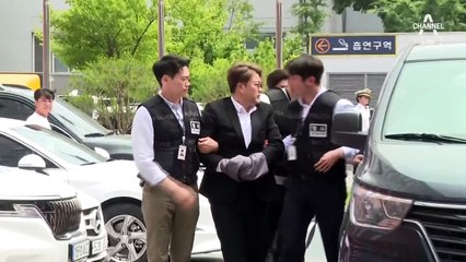 김호중, 구속 후 첫 조사…“소주 몇 잔” 입장고수