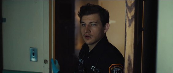 Asphalt City – Spannender Trailer zur Romanverfilmung in HD 🚑