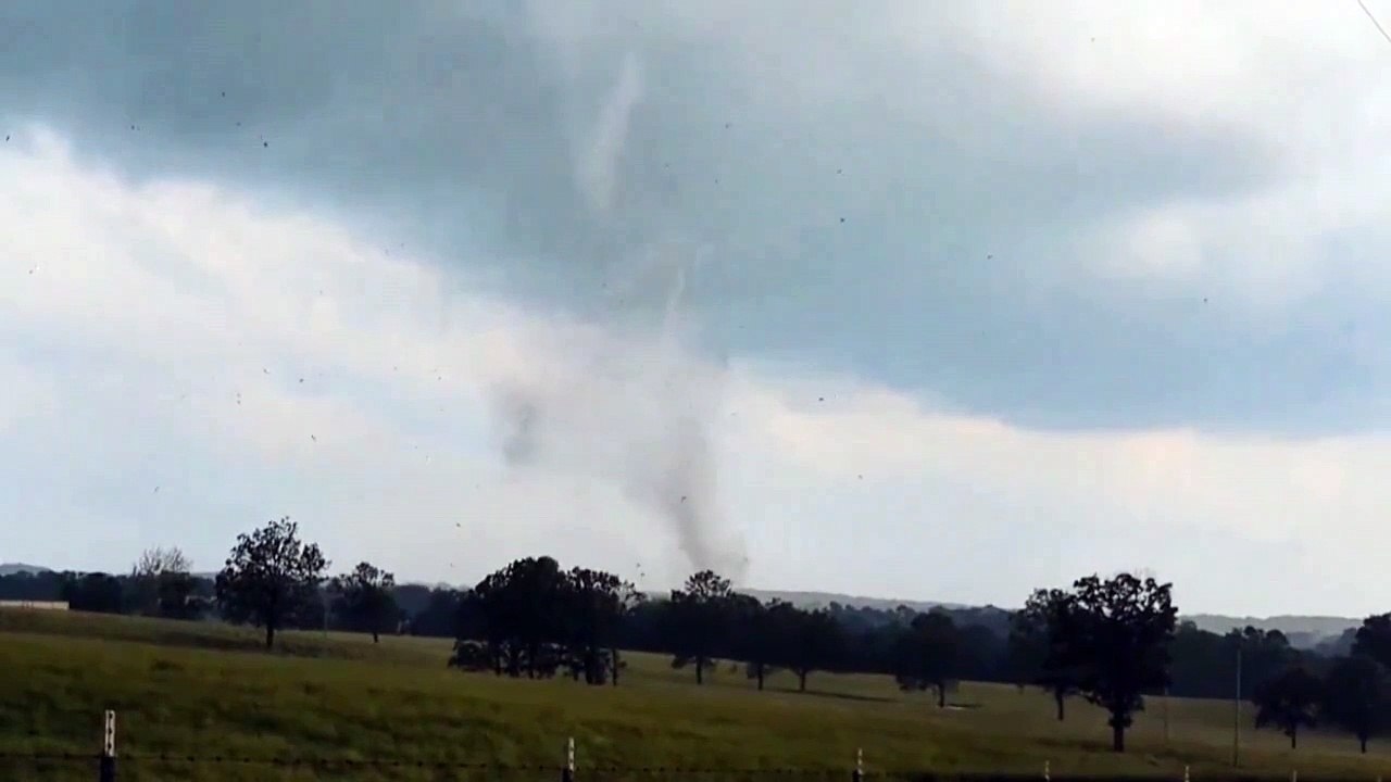 Temporal de tormentas y tornados deja 19 muertos en el centro-sur de EE.UU.