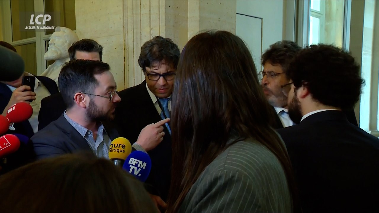 « C’est toi le cochon » : vive altercation entre Meyer Habib et David Guiraud après l’incident du drapeau palestinien