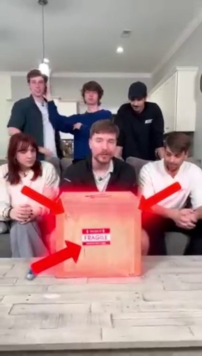 Unboxing My 200M Subscriber Play Button