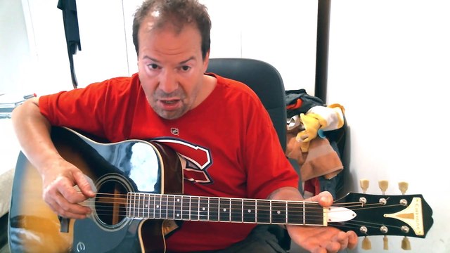 GUITARTUNINGS: VERY OLD WAY OF TUNING YOUR GUITAR. CHANGING FROM BAROQUE WAY TO MY WAY, FOR MELODY