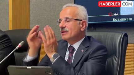 Ulaştırma Bakanı Uraloğlu, Kadın Voleybol Takımı'nın uçak sorusuna yanıt verdi