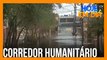 Novo corredor humanitário é construído em Porto Alegre (RS)