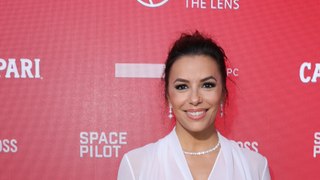 Eva Longoria no soporta las  manchas oscuras en su piel