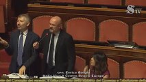 Scontro in Senato tra Borghi e Casellati: il parlamentare di Iv accusa la ministra di avergli fatto un gestaccio