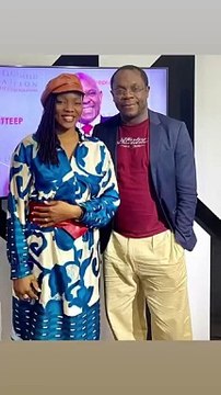 Que le #temps passe vite. Comment des #années si #courtes se fabriquent-elles avec des #journées si #longues ? Des #soucis du #métro ce matin à la sortie à l’instant… #travaillerautrement #travaillerenequipe