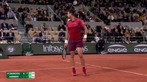 Djokovic makes winning start to French Open defence
