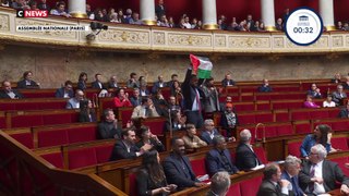 Assemblée nationale : le député LFI Sébastien Delogu brandit un drapeau palestinien, 15 jours d’exclusion