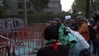 مواجهات خلال تظاهرة أمام السفارة الإسرائيلية في المكسيك