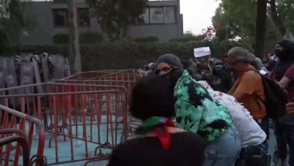 مواجهات خلال تظاهرة أمام السفارة الإسرائيلية في المكسيك