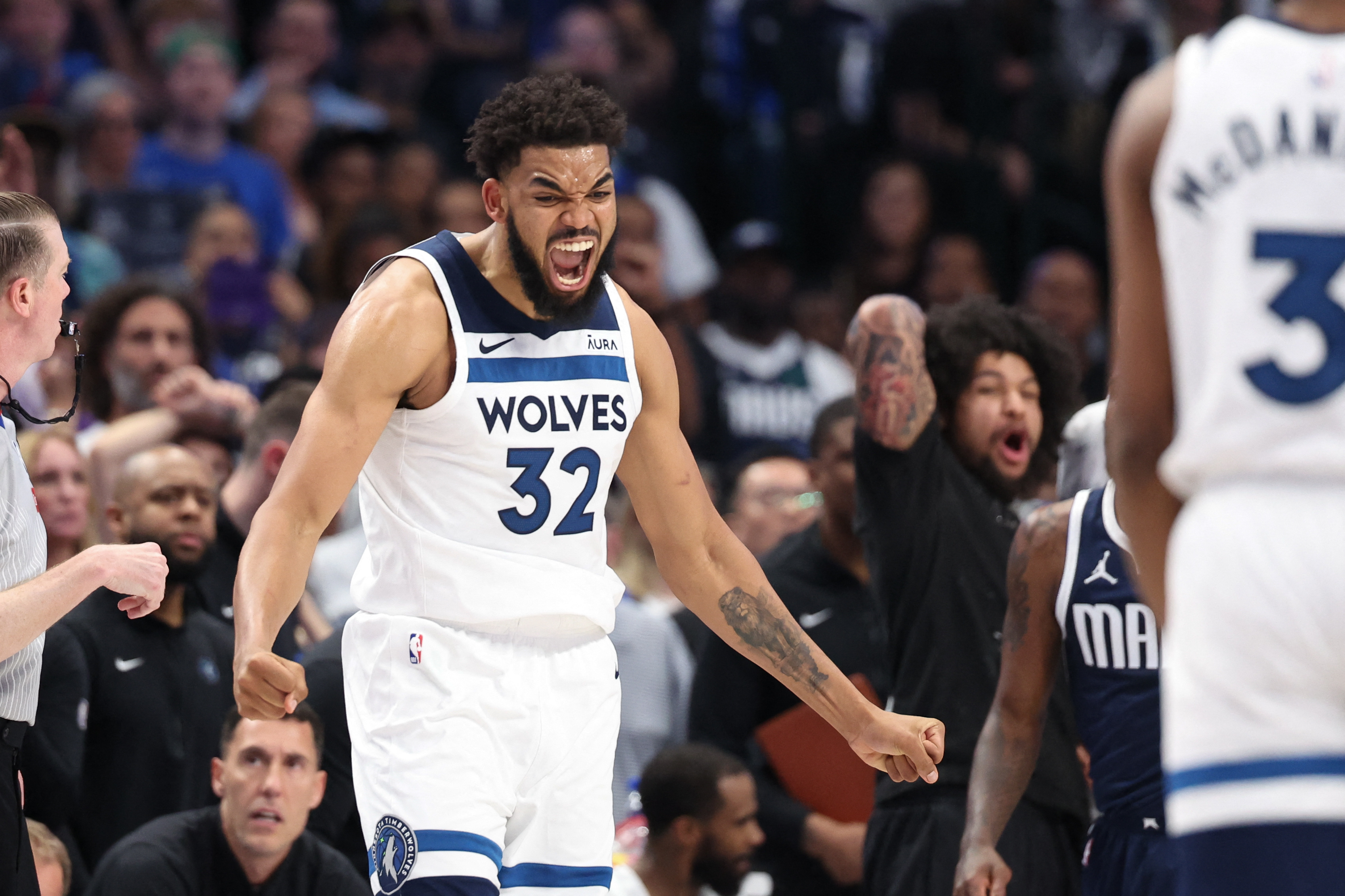 NBA : Towns et Edwards gardent en vie les Wolves à Dallas !