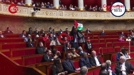 Fransa meclisinde Filistin bayrağı açan muhalif milletvekiline men cezası