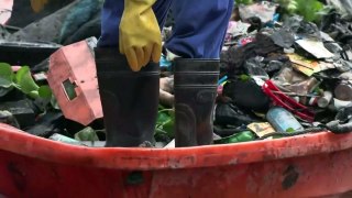 Manila's 'River Rangers' Battle Waste Crisis in Philippine Capital