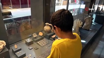 Bisiklete binerken tesadüfen buldu, 10 yaşında tarihe geçti