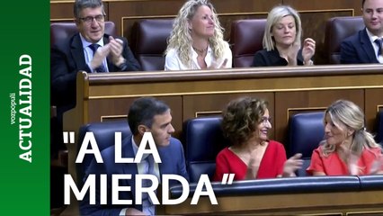 Captan a Yolanda Díaz riéndose y diciéndole a Sánchez "¡A la mierda!" tras su respuesta a Feijóo