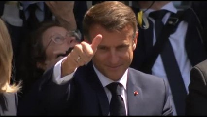 Macron spinge Scholz su linea interventista, ma cancelliere resta vago