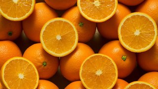 No hay naranjas para tanto zumo: la crisis del cítrico obliga al sector a 'inventar' un nuevo producto
