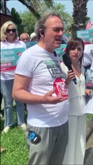La protesta in Versilia: "Le spiagge libere non si toccano"