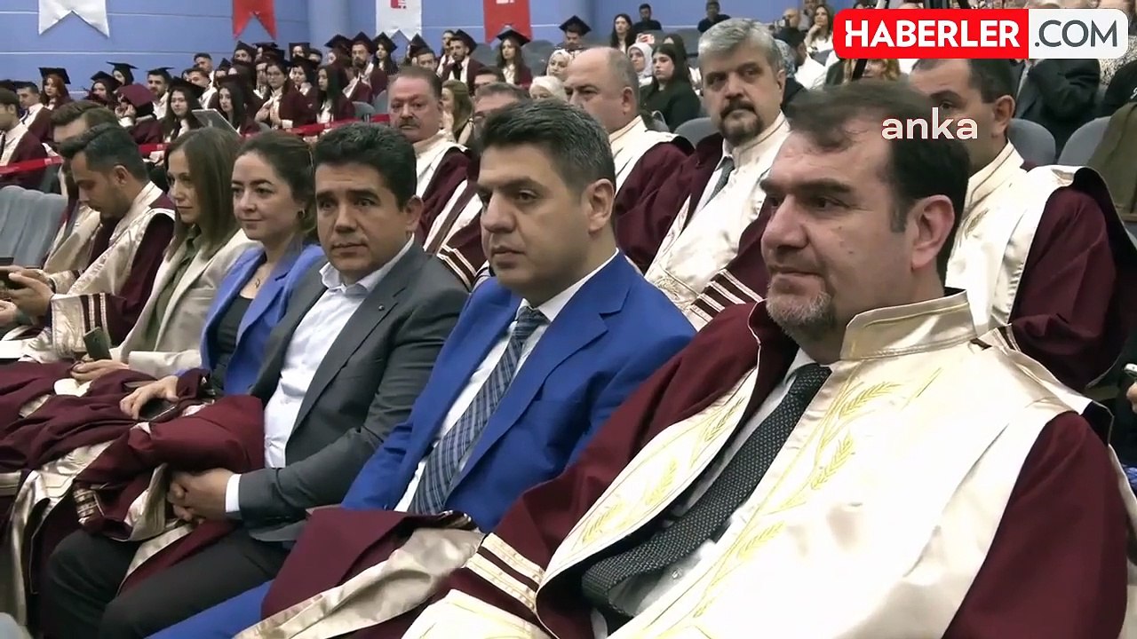 Ankara Hacı Bayram Veli Üniversitesi'nde Mezuniyet Töreni Düzenlendi