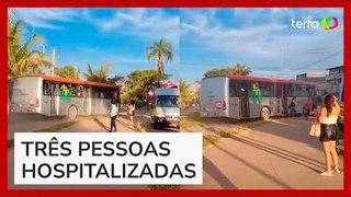 Ônibus desgovernado arrasta carros e sobe em calçada no DF