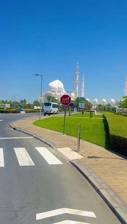 Mashallah so so beautiful masjid in Dubai