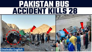 Speeding passenger bus falls from highway into a Rocky Ravine in Southwest Pakistan | Oneindia News
