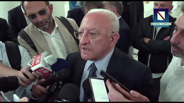 De Luca risponde a Giorgia Meloni: ha comunicato la sua vera identità