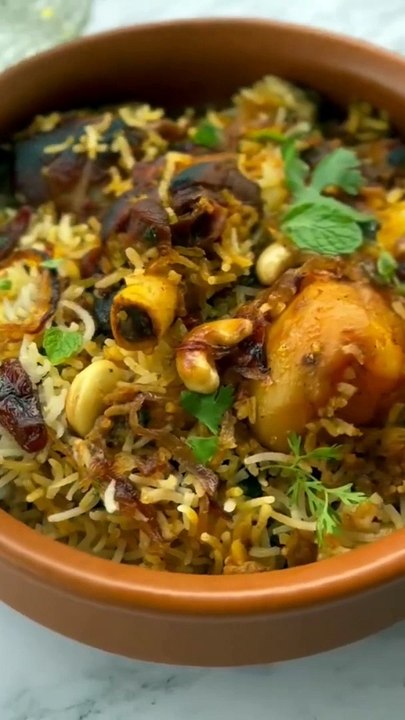 Yummy mutton Biriyani.Who doesn_t love biriyani_(MP4)