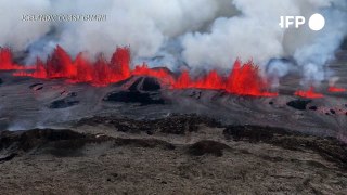 Nova erupção vulcânica na península islandesa de Reykjanes