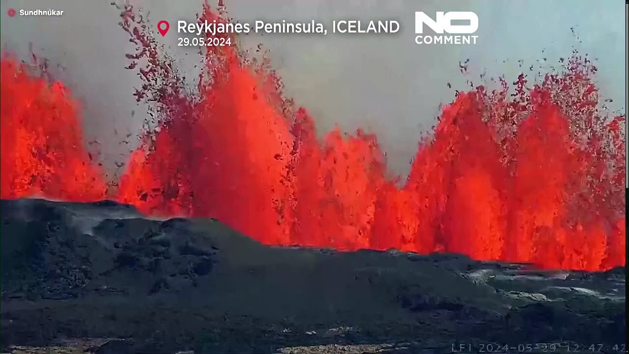 Dramatische Bilder! Vulkan auf Island schleudert Lava in die Luft