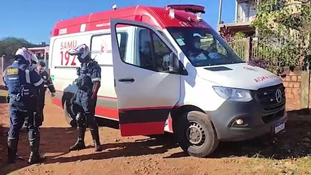 Vítima de choque elétrico, homem é socorrido pelo Samu no Cascavel Velho