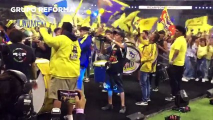 América celebra la 15 en el Estadio Azteca