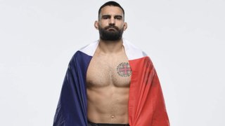 L'opinion de Benoît Saint Denis sur le face-à-face entre Islam Makhachev et Dustin Poirier