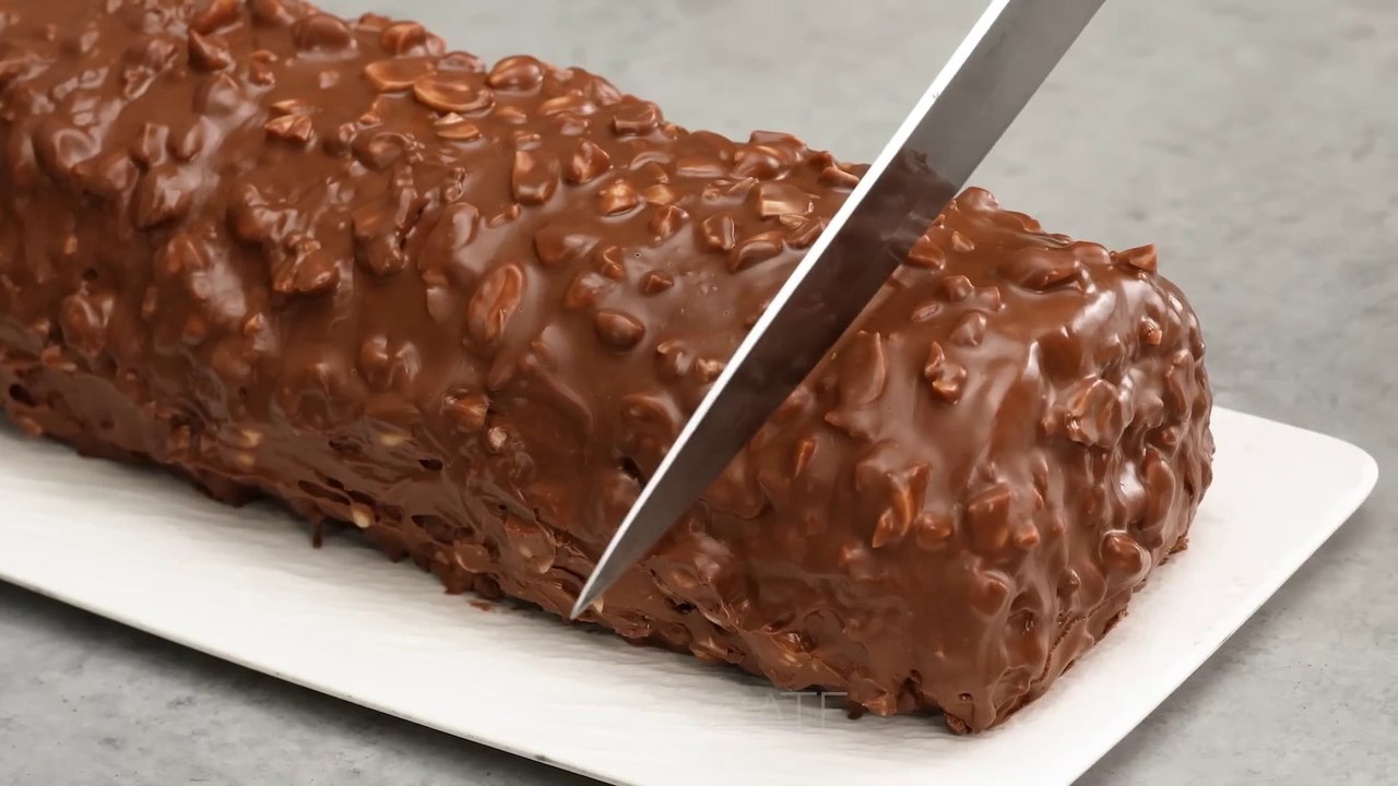 The chocolate dessert that everyone is talking about! Simple and delicious