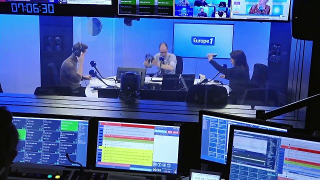 Complotisme : une note du renseignement montre l'inquiétude quant aux dérives sectaires en France