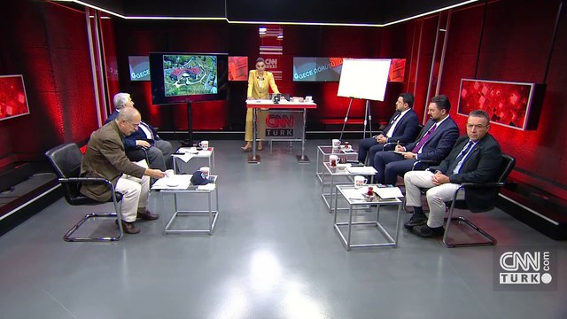 Hande Fırat, 'FETÖ elebaşı kaçırıldı' iddiasının ayrıntılarını CNN Türk'te açıkladı