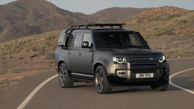 2025 Land Rover Defender 130 OUTBOUND Exterior Design