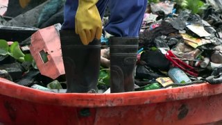 Manila's 'River Rangers' Battle Waste Crisis in Philippine Capital