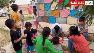 Köy Okulunu Sanat Atölyesine Çevirdiler