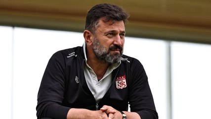 Video herunterladen: Sivasspor Teknik Direktörü Bülent Uygun, 1500 kişiye dava açtı