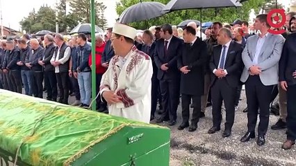 Burdur'da üç diyaliz hastası öldü: Ölümlerin ardında kimyasal madde mi var? "Bakanlık üzerini örtmeye çalışıyor"