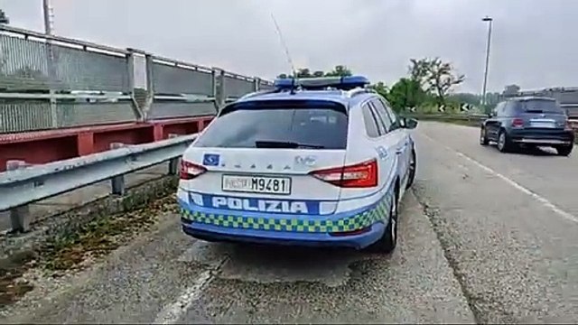 Il cavalcavia di Vigonza da cui Giada Zanola è precipitata sull'autostrada A4: il video
