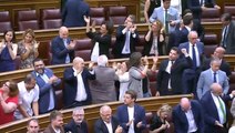 El Gobierno y sus socios aprueban la ley de amnistía en el Congreso