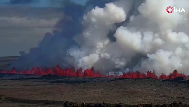 İzlanda'da bu yılki dördüncü yanardağ patlaması: Acil durum ilan edildi