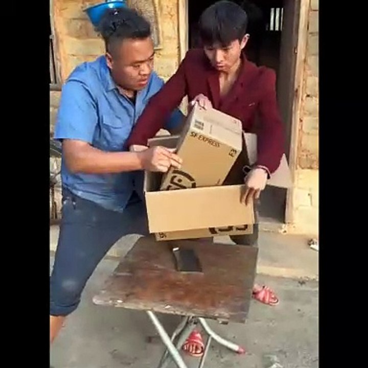 New Chinese Funny Comedy Video  _ Try Not To Laugh _ China Funny Video 2024