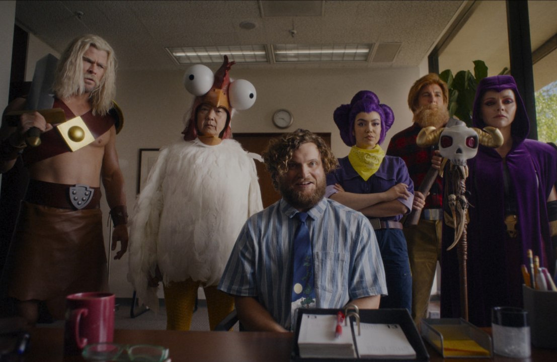 Chris Hemsworth, Ken Jeong and Christina Ricci appear in Squad Busters trailer
