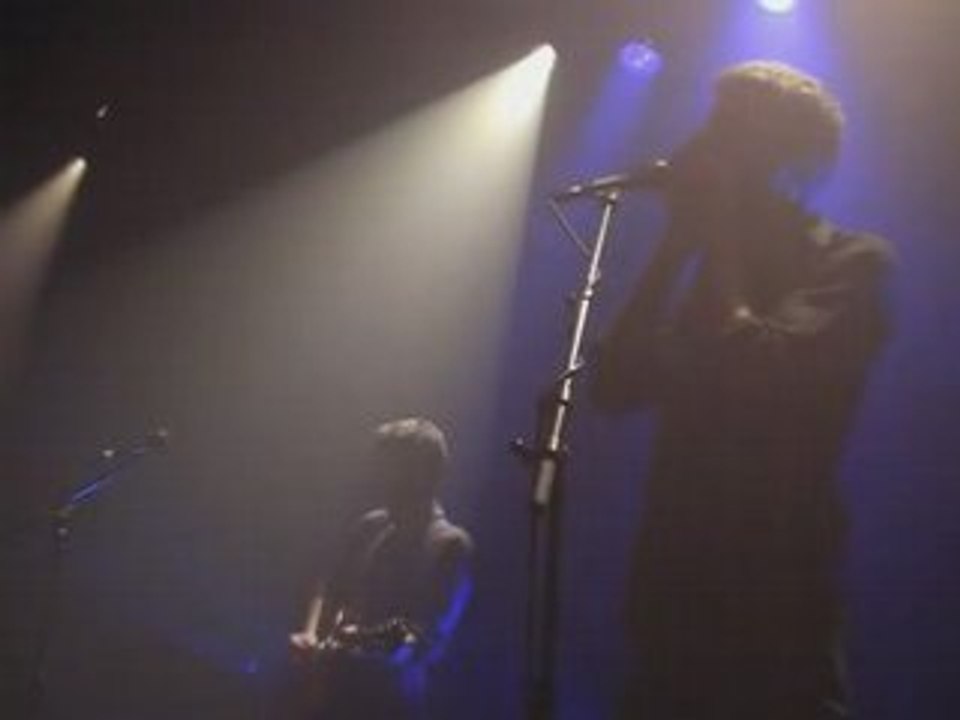 MONSIEUR ROUX : Ma mère la pute