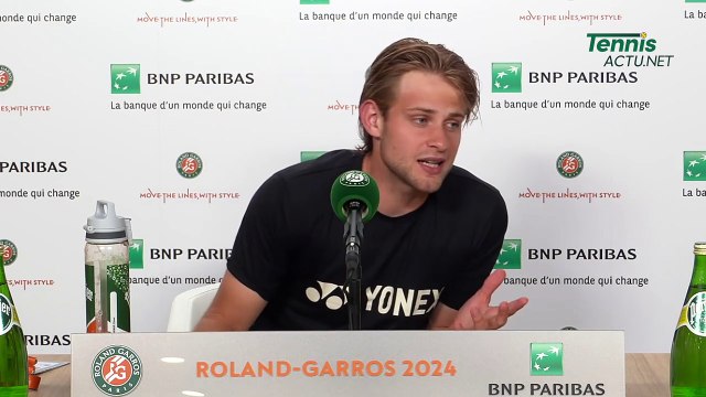 Tennis - Roland-Garros 2024 - Zizou Bergs : Pourquoi je m'appelle Zizou ? Grâce au grand Zinédine Zidane